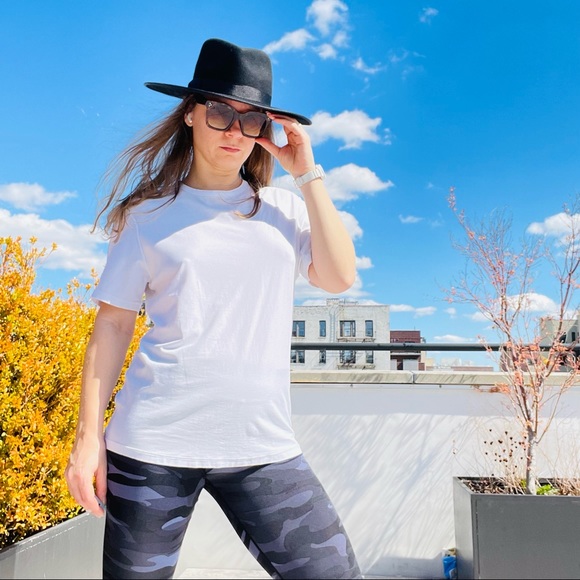 Lululemon Men’s The Fundamental T-Shirt NWOT - Picture 2 of 16